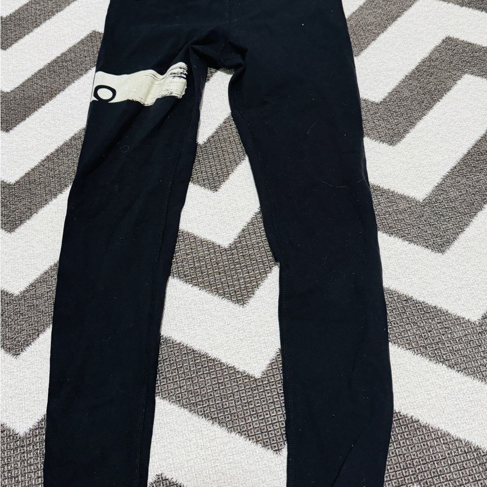 aloyoga leggings